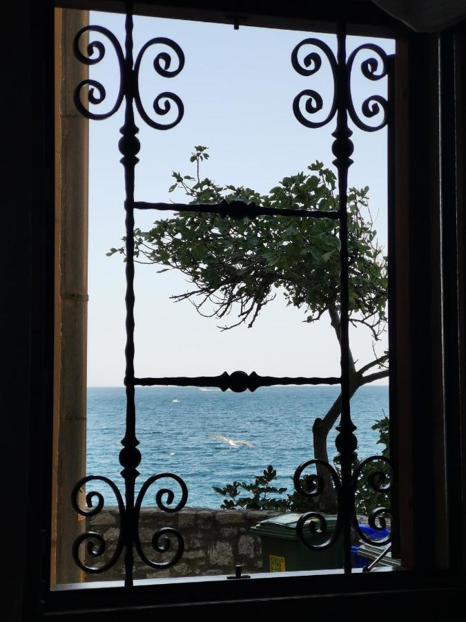 Apartment Giulio - 10Mt To The Beach ロヴィニ エクステリア 写真