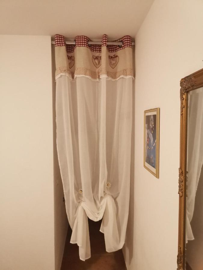 Apartment Giulio - 10Mt To The Beach ロヴィニ エクステリア 写真